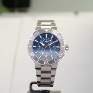 Oris Aquis Date Dat Watt Limited Edition Fullset