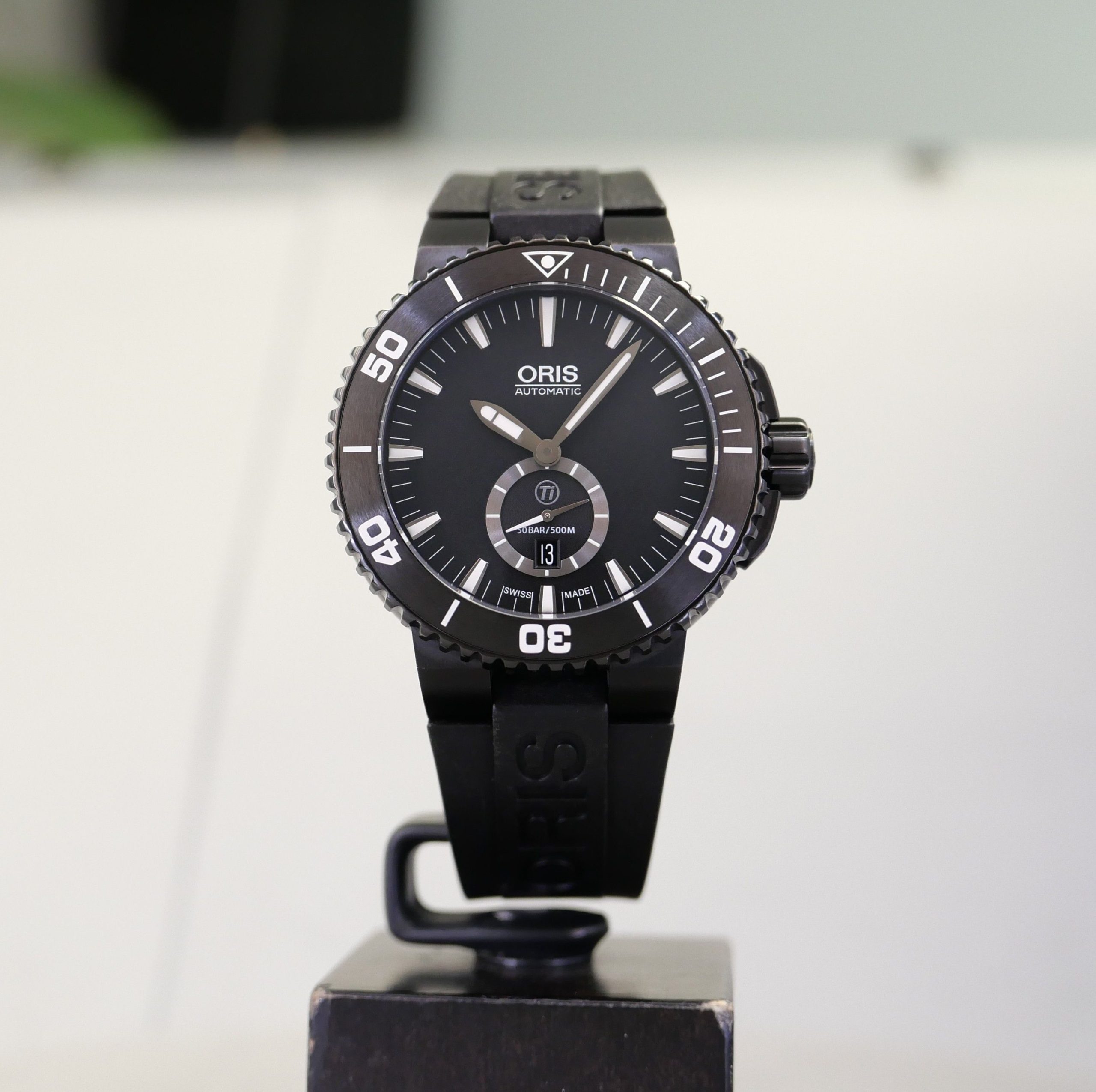 Oris Aquis Titan Small Date Fullset – Bild 7