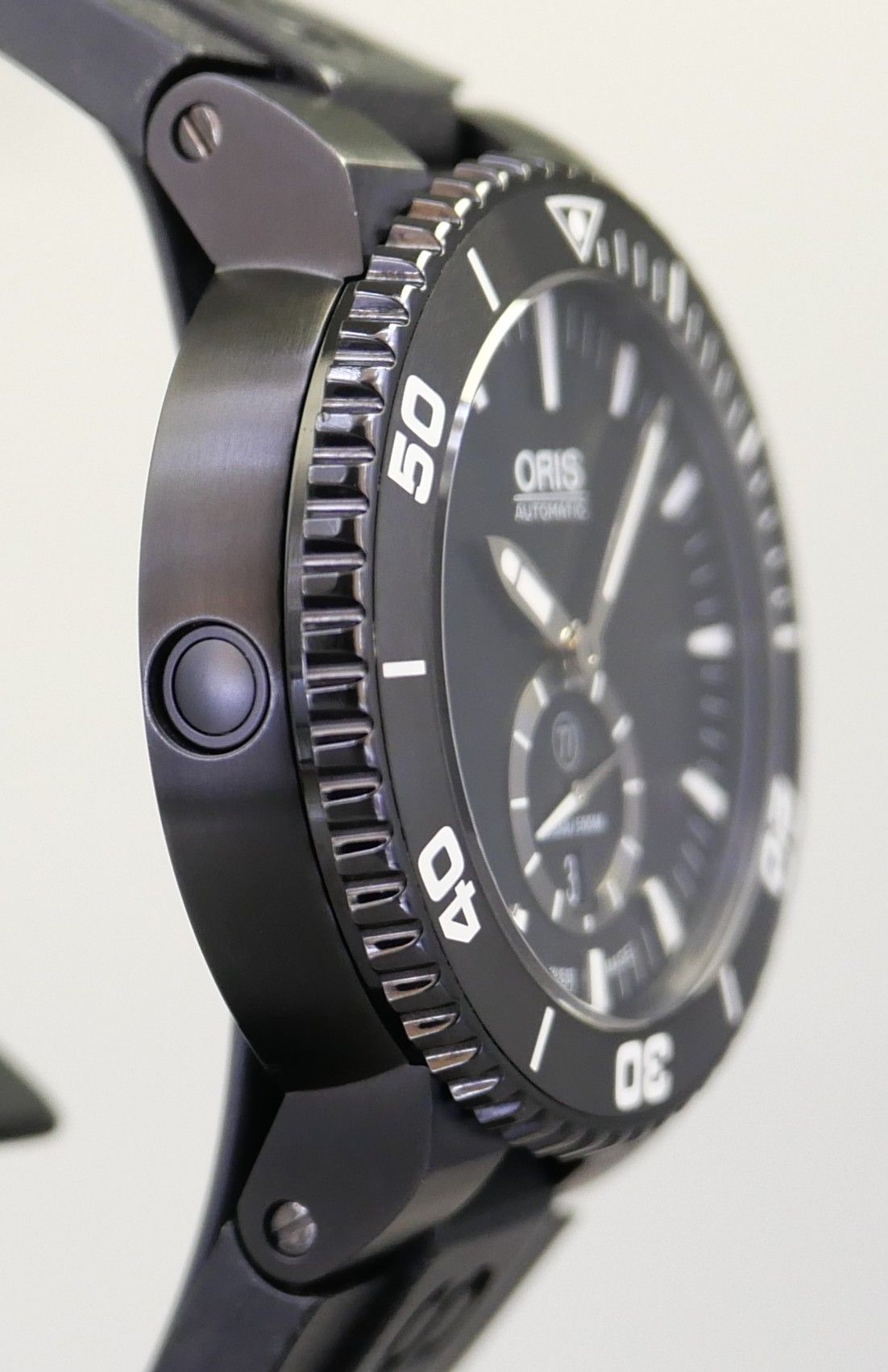 Oris Aquis Titan Small Date Fullset – Bild 13