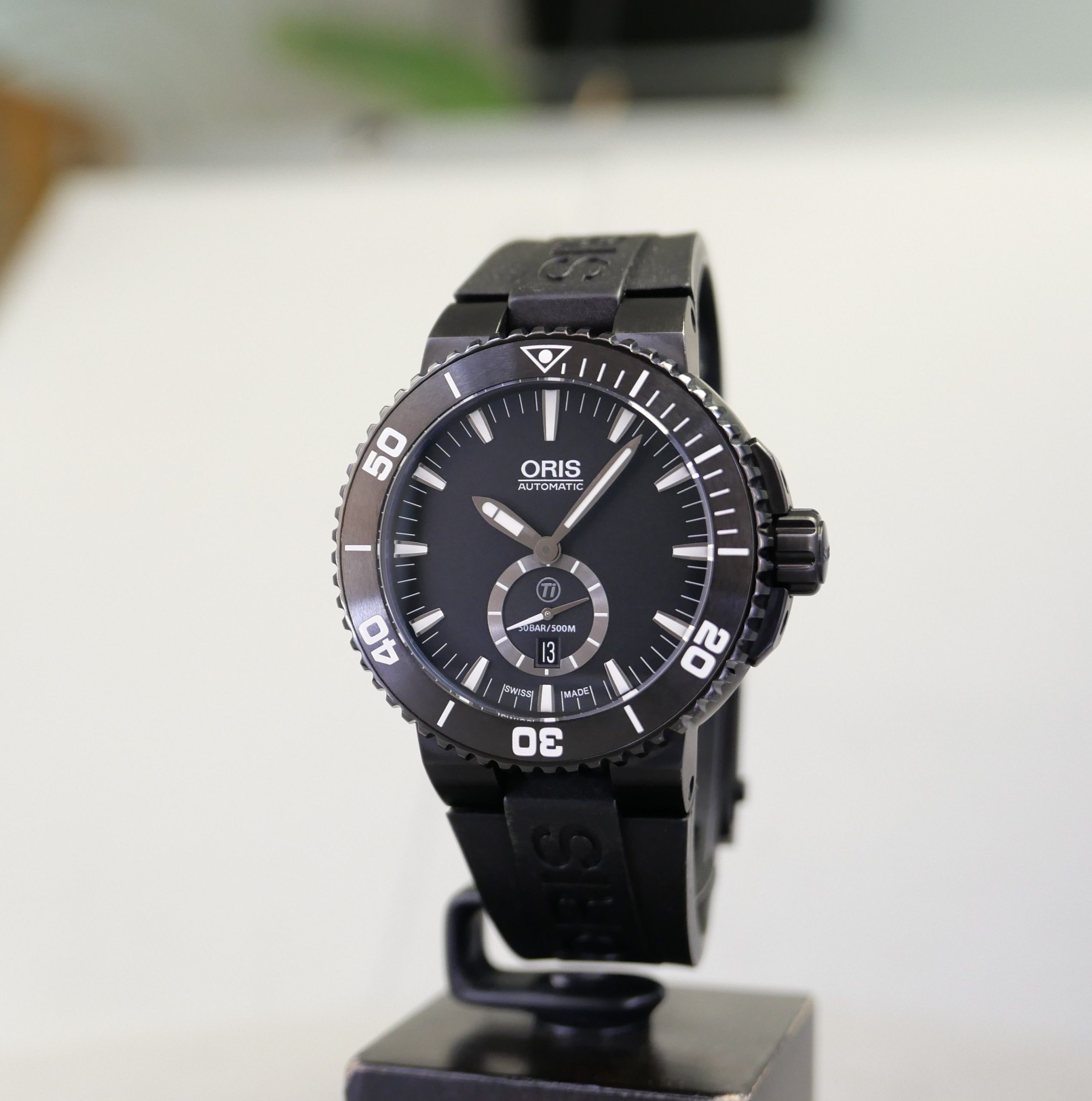 Oris Aquis Titan Small Date Fullset – Bild 3