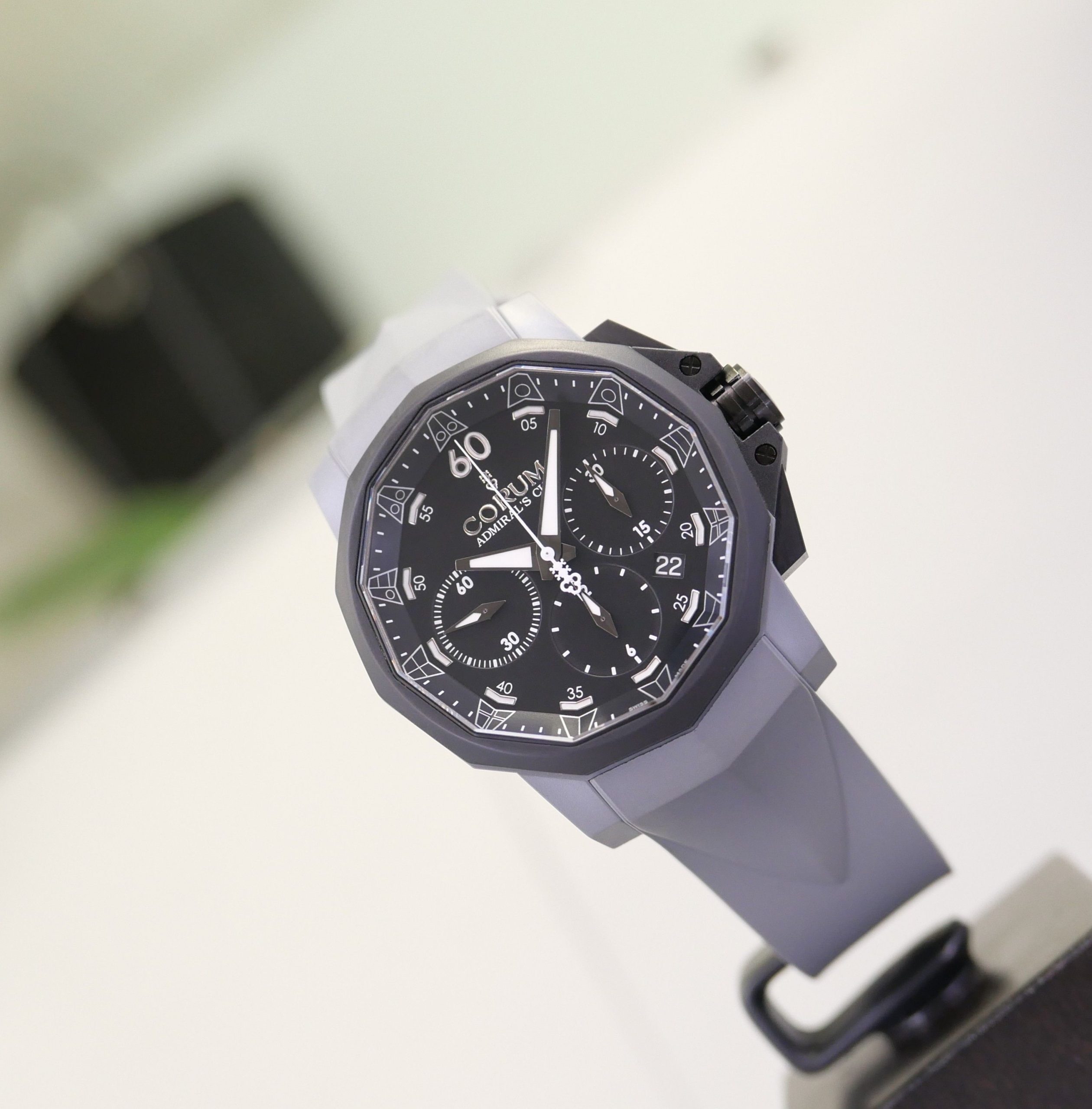 Corum Admiral's Cup Challenger 44 Chrono Fullset LTD – Bild 6