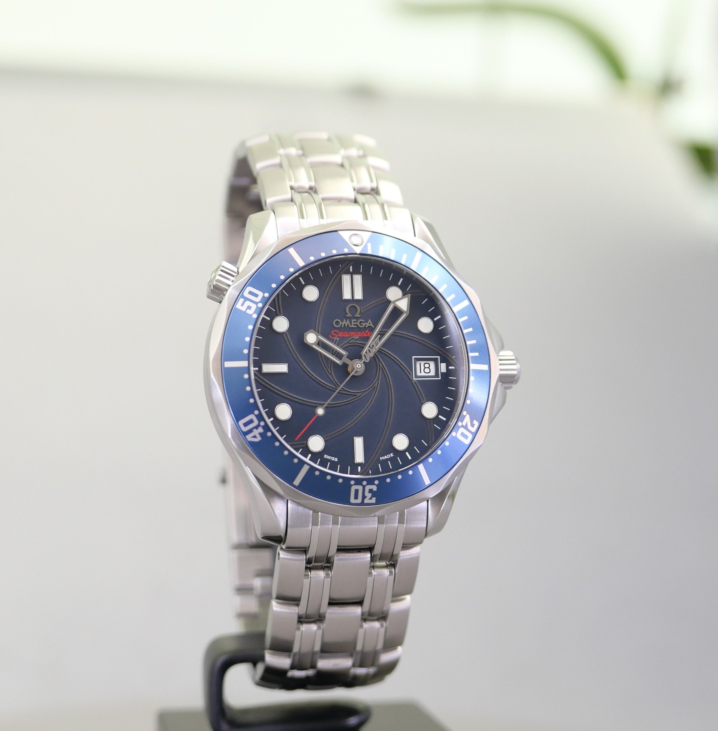 Omega Seamaster James Bond Full Set Limited Edition – Bild 2