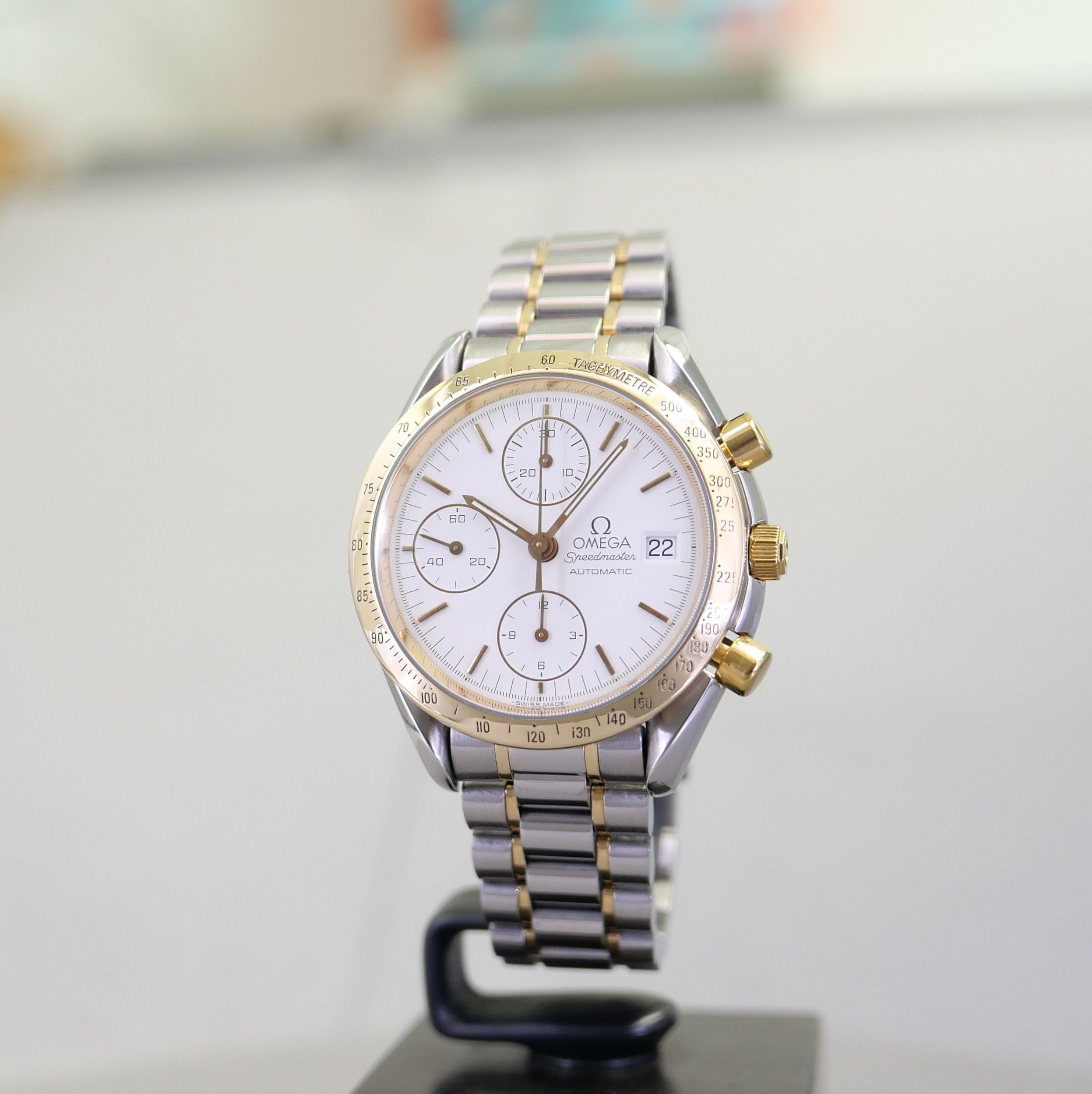 Omega Speedmaster Date – Bild 3