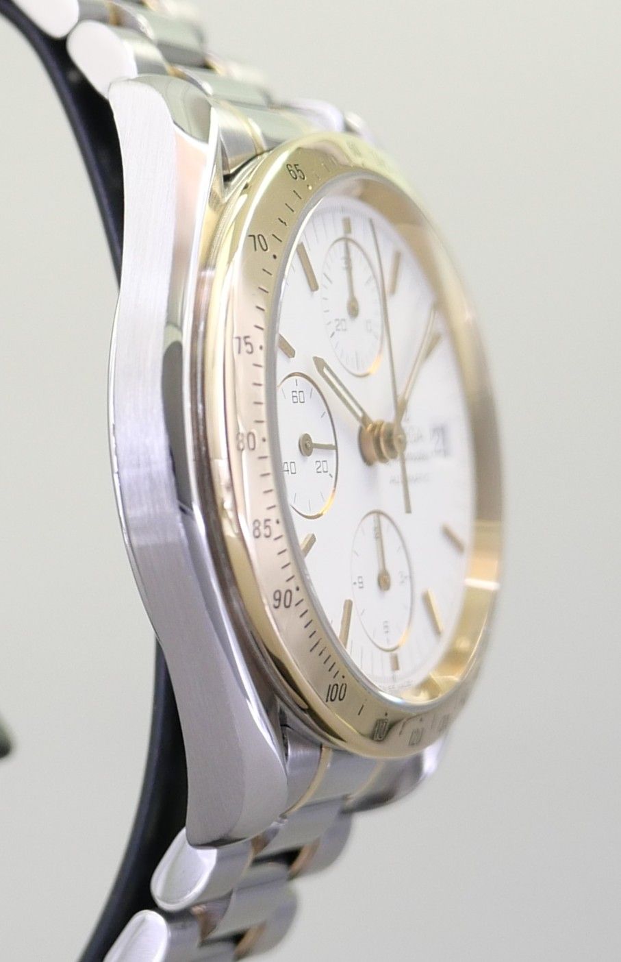Omega Speedmaster Date – Bild 13
